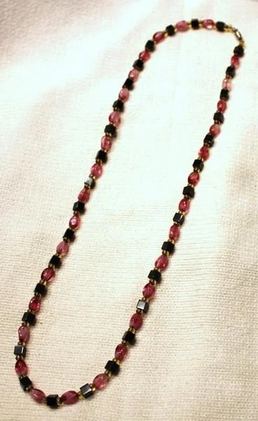 #Collier vintage 65 cm pierres roses